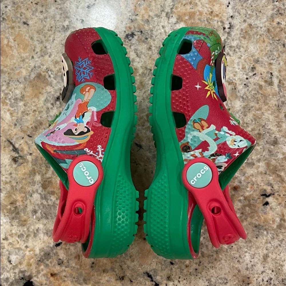 CROCS Disney Infants Holiday Christmas Festive Red Green Clogs Size C6 Sandals